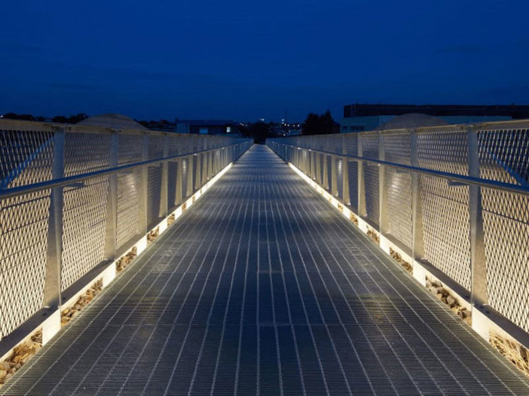 Walk-bridge