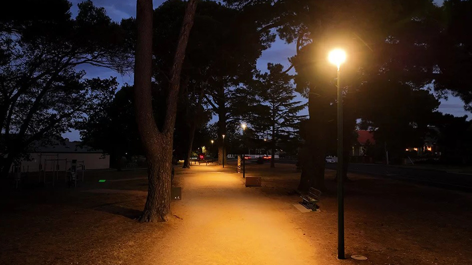 Lake Wendouree - LED lighting